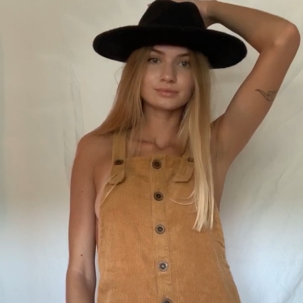 Forever 21 corduroy dress.